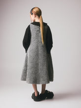 Load image into Gallery viewer, Little Creative Factory Holm Apron Dress - Black