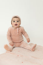 Load image into Gallery viewer, Bee &amp; Dee Lovely Loops Velour Footie And Bonnet - Rose