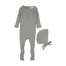 Load image into Gallery viewer, Mema Knits Pointelle knit footie &amp; bonnet - Windy Blue