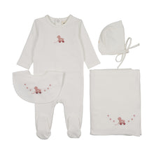 Load image into Gallery viewer, Mema Knits Embroidered Duck four piece set (including  bib) - Winter White/Pink Duck