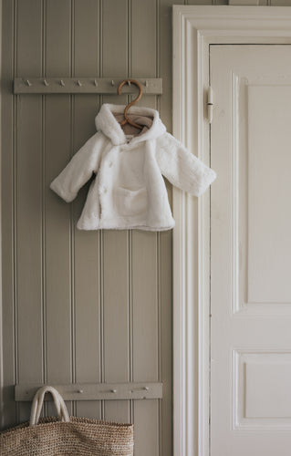 Mema Knits Fur Jacket+Beanie - Cream
