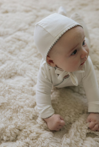 Mema Knits Metallic Piped Edge Footie + Beanie - Cream/Blue