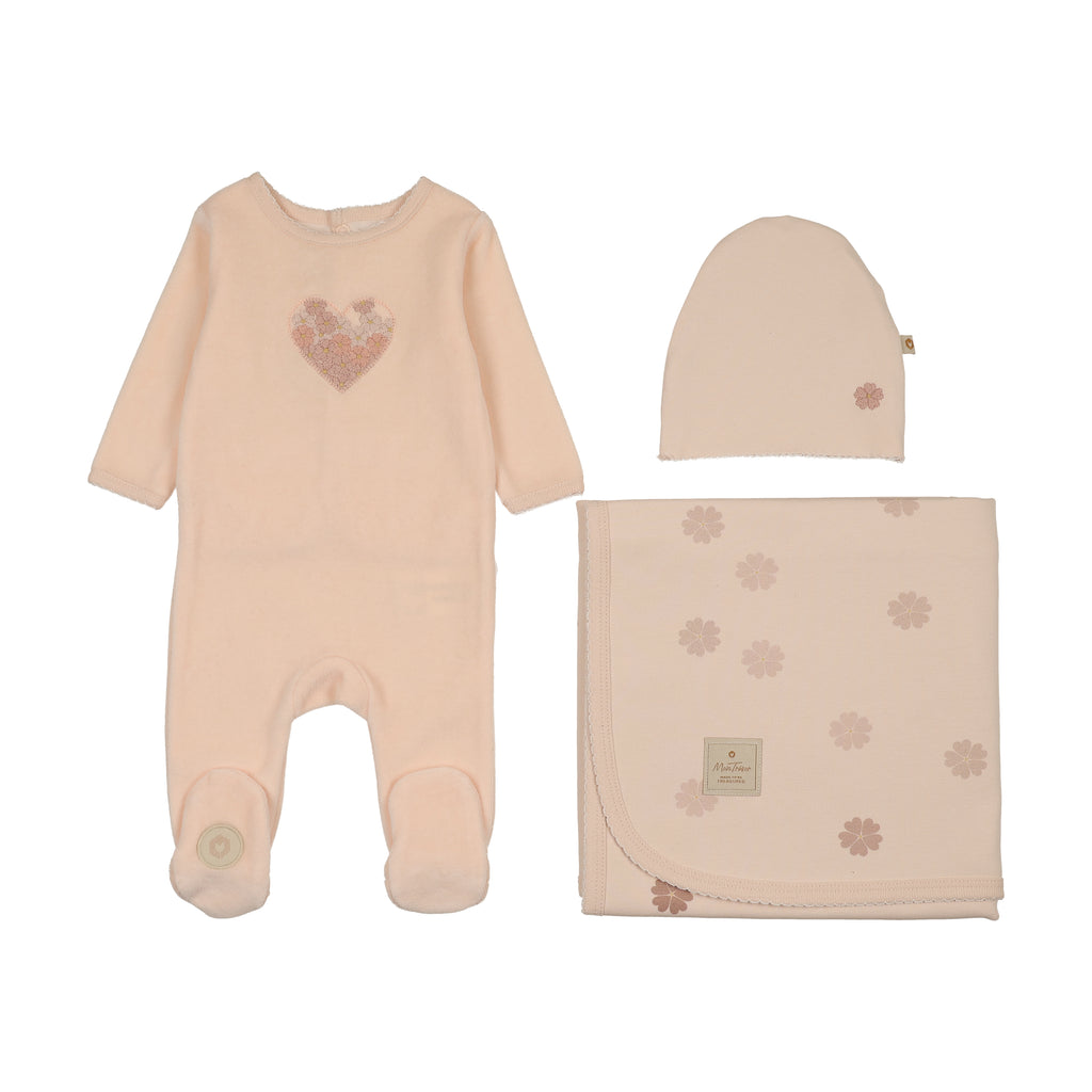 Mon Tresor Petal Heart Layette Set - Barely Pink