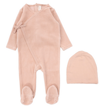 Load image into Gallery viewer, Lilette Velour Wrap Footie &amp; Beanie Set - Dusty Pink