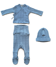 Load image into Gallery viewer, Bebe Organic Bebe Wrap 2 Piece Set with Bonnet - Sky Blue