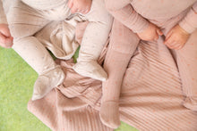 Load image into Gallery viewer, Bee &amp; Dee Stars And Dots Layette Set - Tea Rose