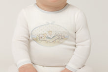 Load image into Gallery viewer, Bee &amp; Dee Storytime Series Footie And Beanie - Chalk White Boys