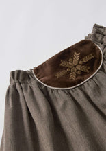 Load image into Gallery viewer, Popelin Brown Velvet Vest And Midi Skirt With Tucks And Embroidered Yoke (104.2 / 106.2)