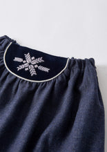 Load image into Gallery viewer, Popelin Navy Blue Velvet Vest And Midi Skirt With Tucks And Embroidered Yoke (104.3 / 106.3)