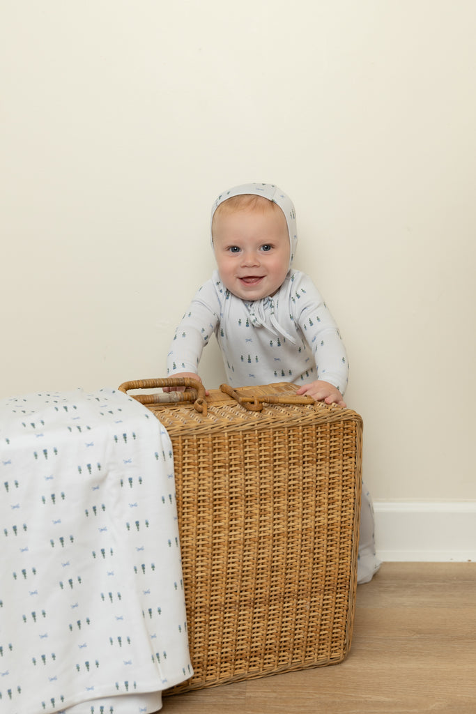 Bee & Dee Topiaries And Bows Layette Set - Blue Cloud