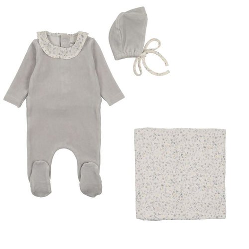 Bee & Dee Whimsical Bloom Collar Layette Set - Fortress