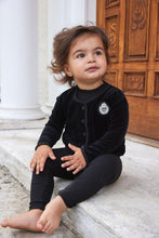 Load image into Gallery viewer, Little Parni Black Baby Cardigan Set W. Beanie