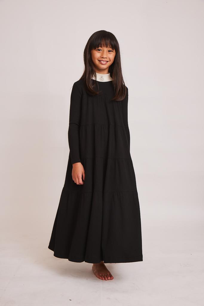Parni Tiered Dress W. Mockneck Logo Parni Tiered Dress W. Mockneck Logo