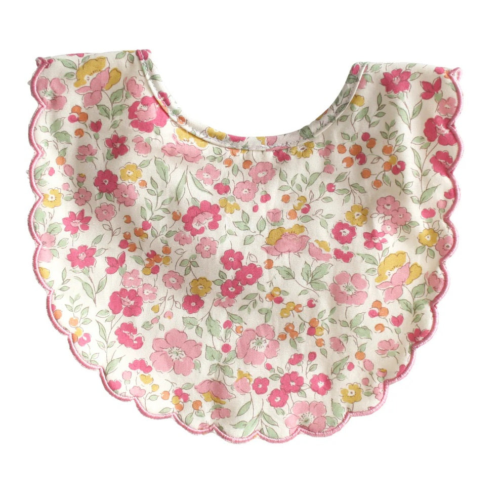 Alimrose Scallop Bib - Rose Garden