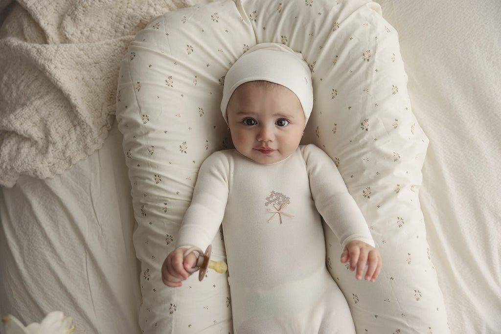 Lilette Bouquet Graphic Footie And Hat Set - Cream