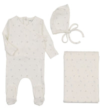 Load image into Gallery viewer, Bee &amp; Dee Little Bundles Layette Set - Ivory Boys