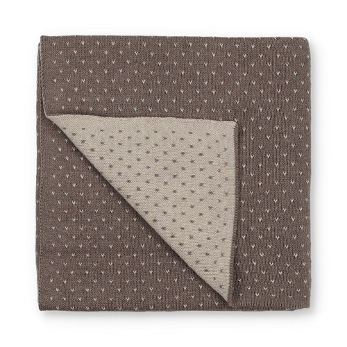Little Fawn V Print Knit Blanket - Oatmeal