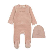 Load image into Gallery viewer, Mema Knits Little &amp; Loved Velour Footie + Bonnet - Pale Pink/ Mink Print