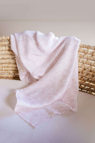 Petite Laure Baby Swaddle Pigeon - Pink