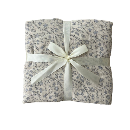 Little Threads Bluebell Heirloom Vine Muslin Blanket