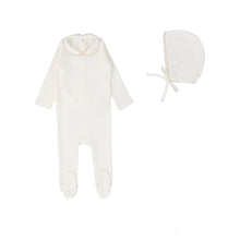 Load image into Gallery viewer, Lilette Edged Collar Footie &amp; Bonnet - Winter White/Blush