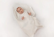 Load image into Gallery viewer, Cadeau Linen Luxury Footie And Bonnet - White