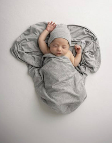 Heather Grey Beanie & Blanket Set