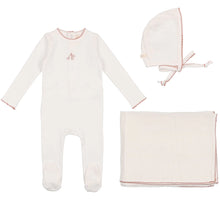 Load image into Gallery viewer, Lil Legs Scallop Edge Layette Set White w/ Rose Trim